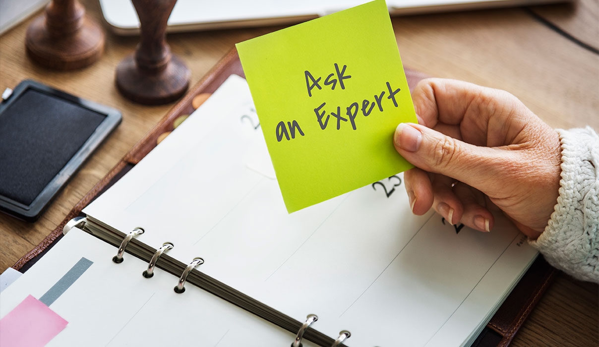 Commercial storefront sign in Orlando Florida